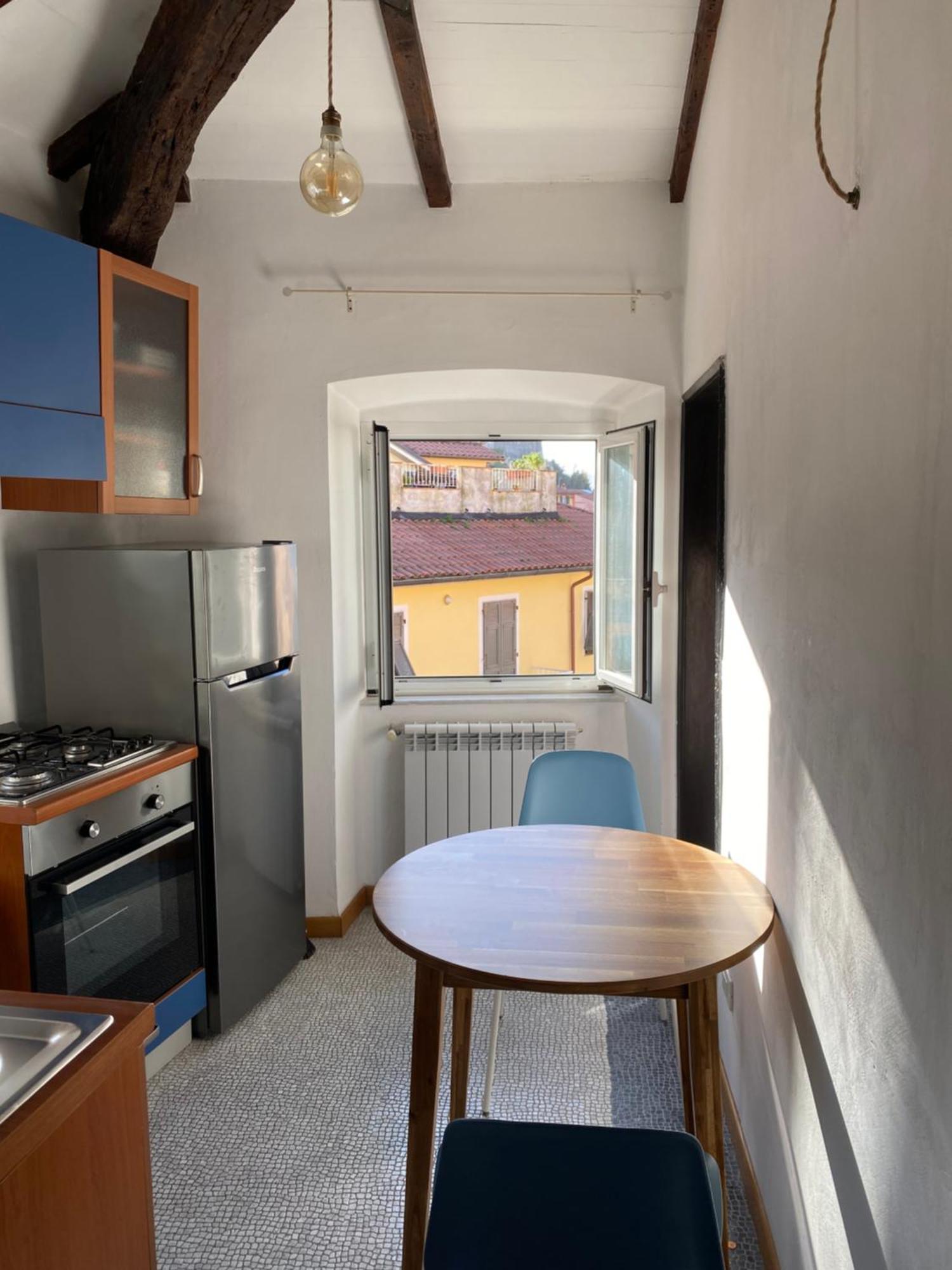 Bussola In Holidays -